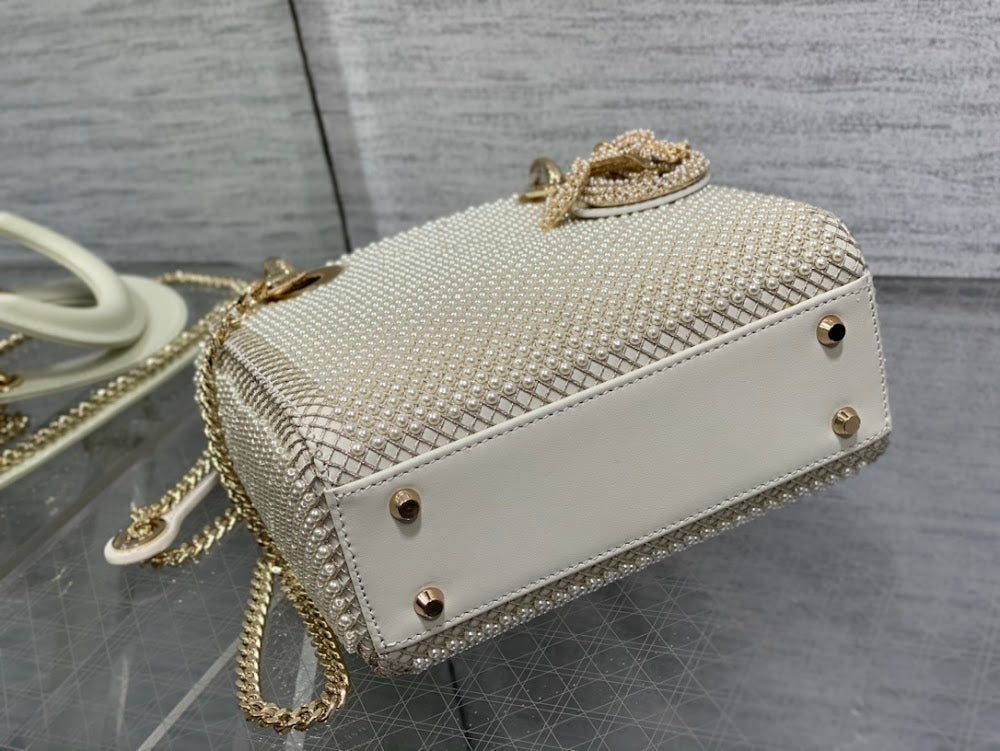 new-luxury-designer-bags-nm16298