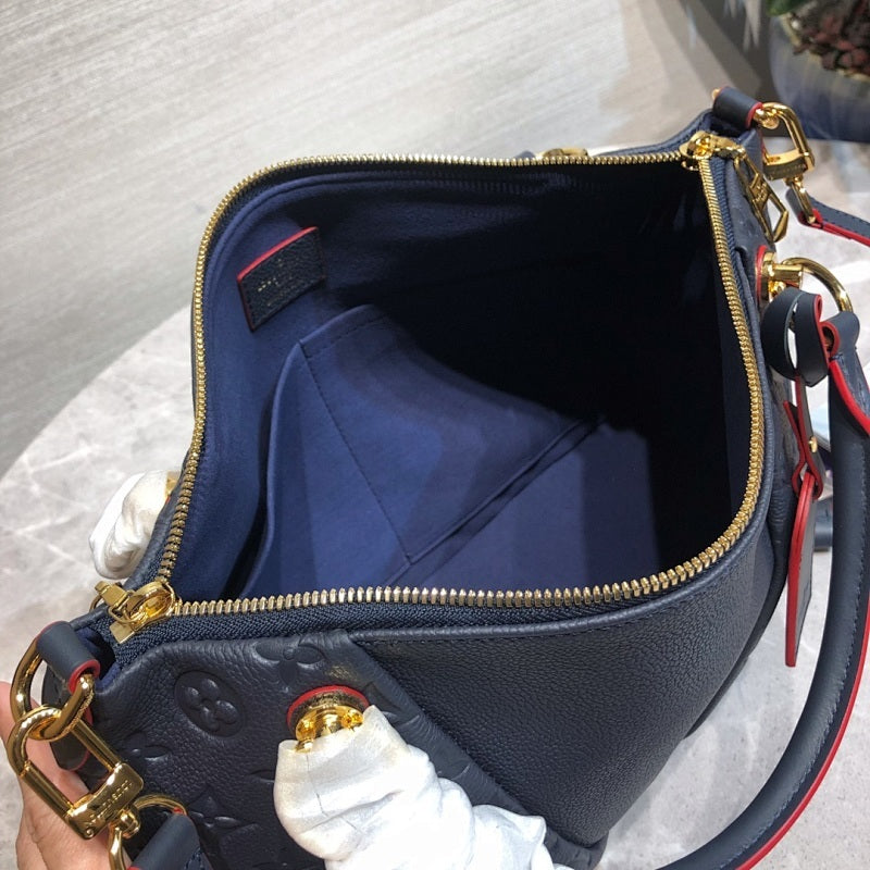 Anum Bags ln Luxury Bag --60056