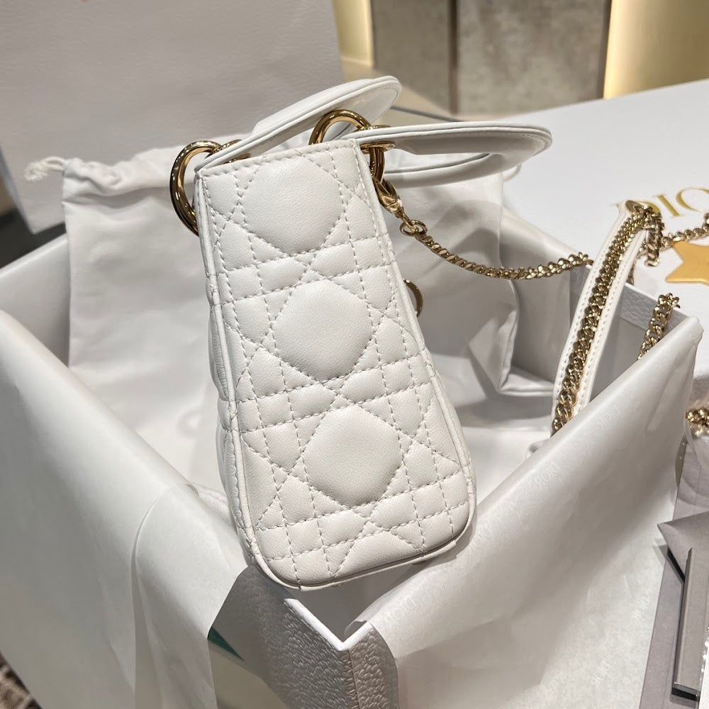 new-luxury-designer-bags-nm16169