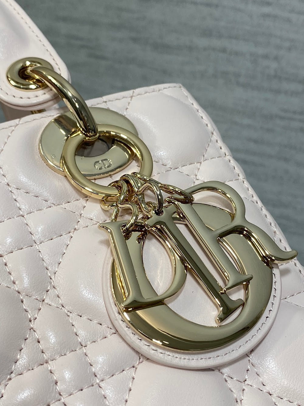 new-designer-premium-bags-nm16362