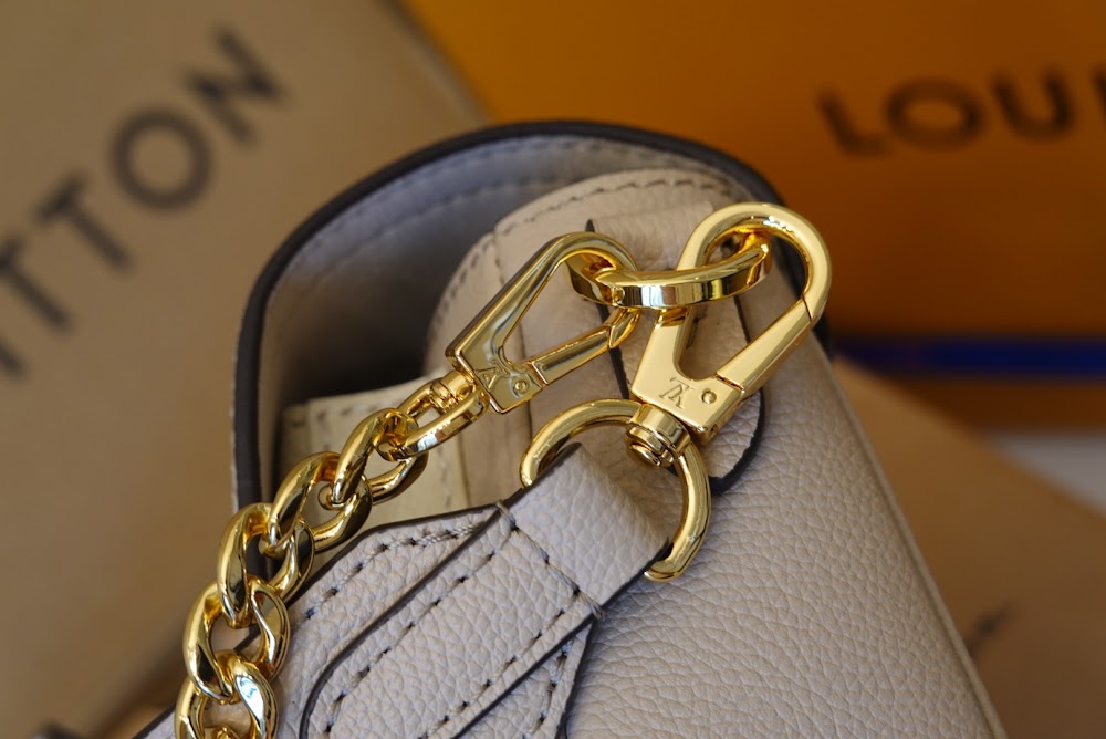 Anum Bags ln Luxury Bag --56303
