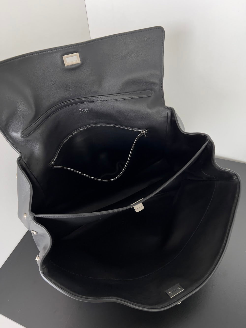 Ezyycart Bags Balenciaga Luxury Bag --110660