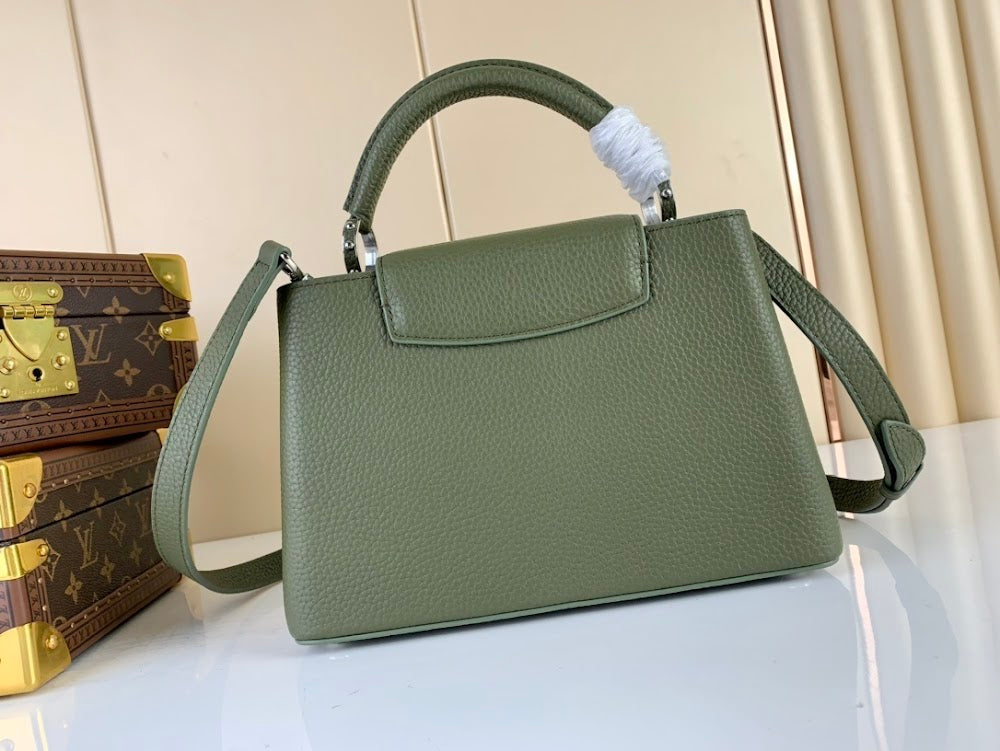 Anum Bags ln Luxury Bag --60726