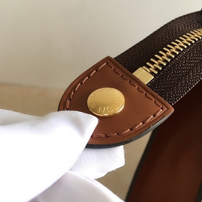 Anum Bags ln Luxury Bag --58871