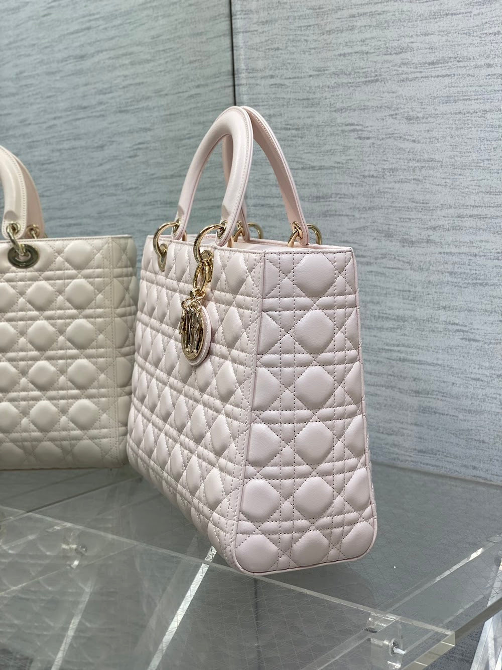 new-designer-premium-bags-nm16360