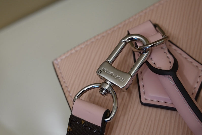Anum Bags ln Luxury Bag --60105
