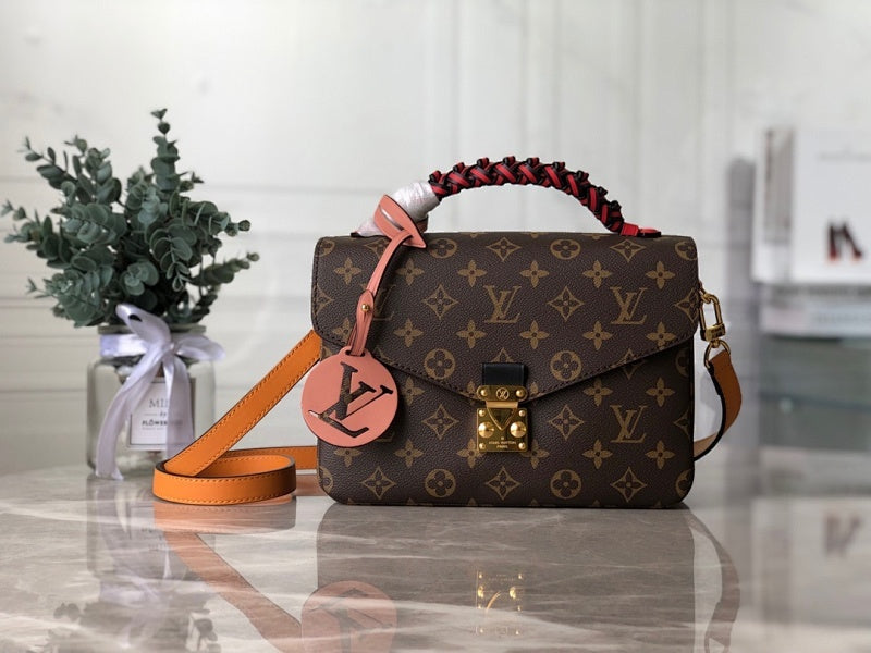 Anum Bags ln Luxury Bag --58372