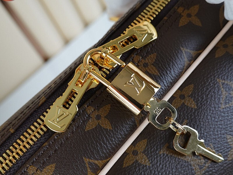 Anum Bags ln Luxury Bag --60448