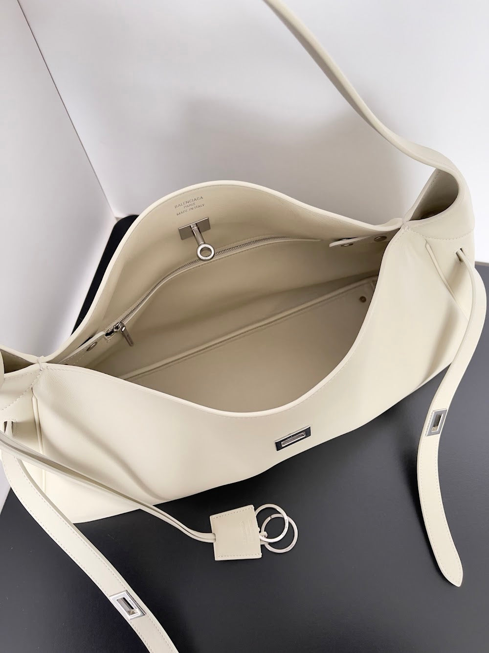 Ezyycart Bags Balenciaga Luxury Bag --111714