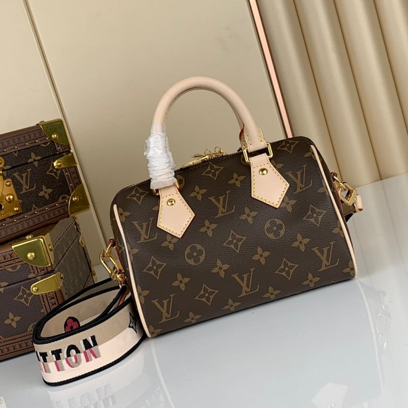 Anum Bags ln Luxury Bag --58977