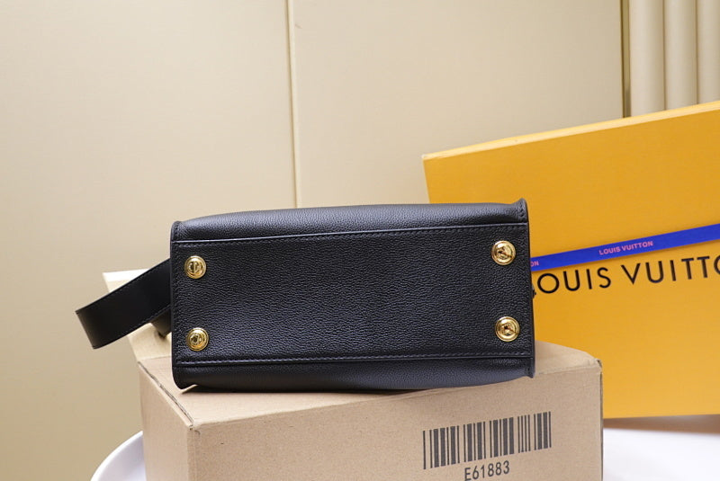 Anum Bags ln Luxury Bag --56630