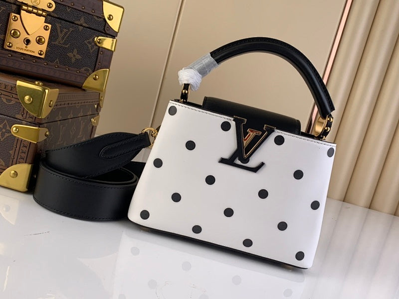 Anum Bags ln Luxury Bag --60900