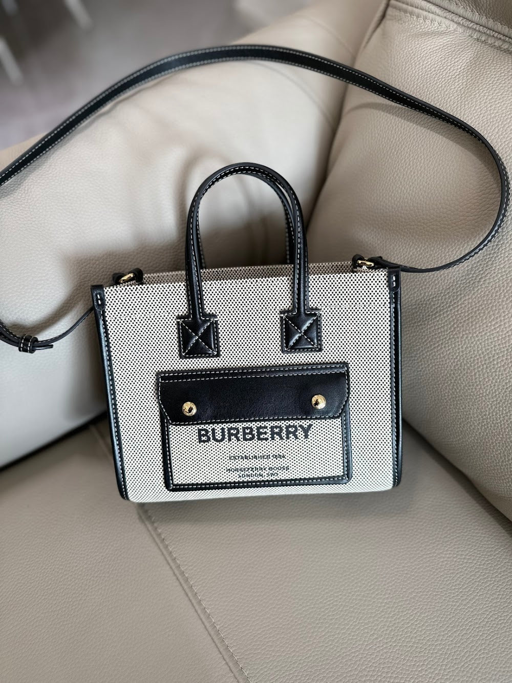 Ezyycart Bags Burberryn Luxury Bag --92747