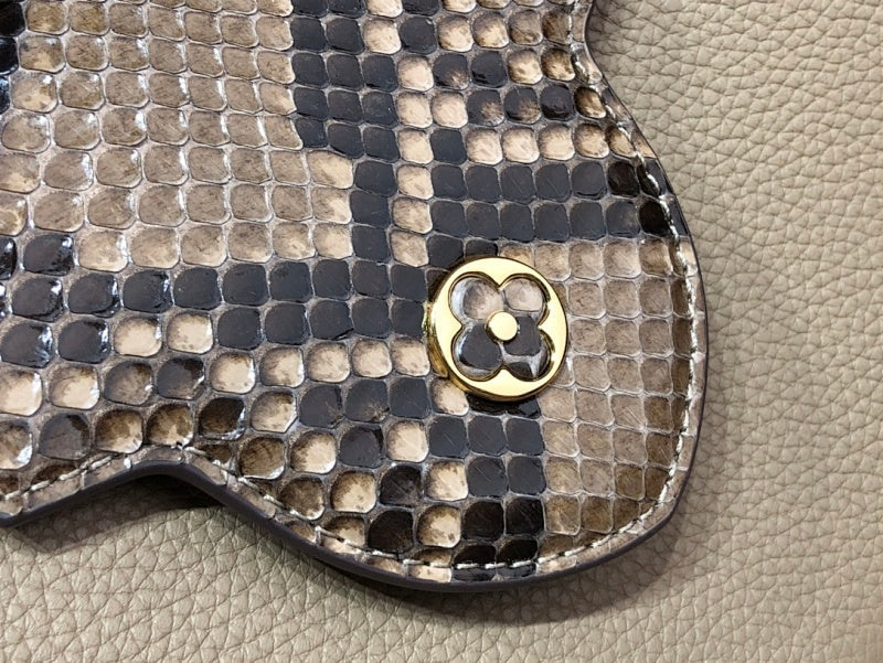 Anum Bags ln Luxury Bag --60409