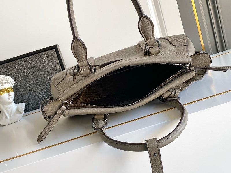 Ezyycart Bags pradn Luxury Bag --75205