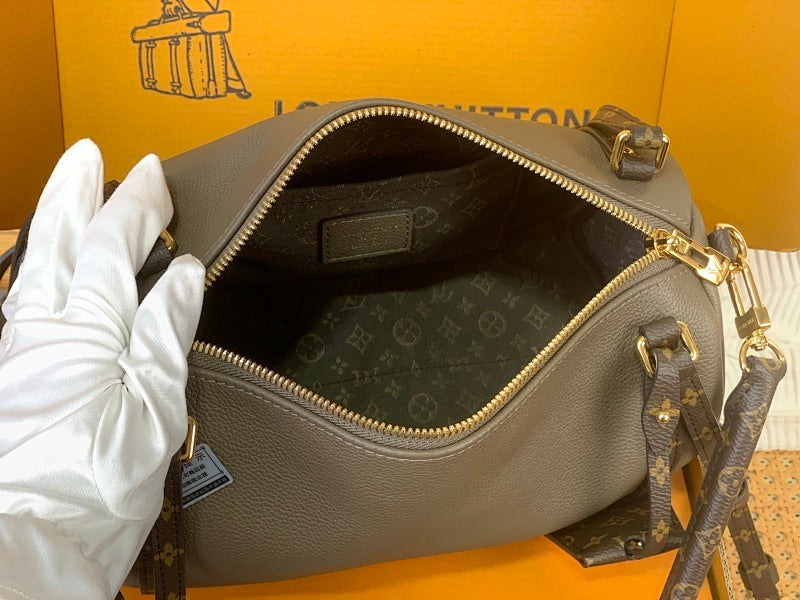 Anum Bags ln Luxury Bag --58972