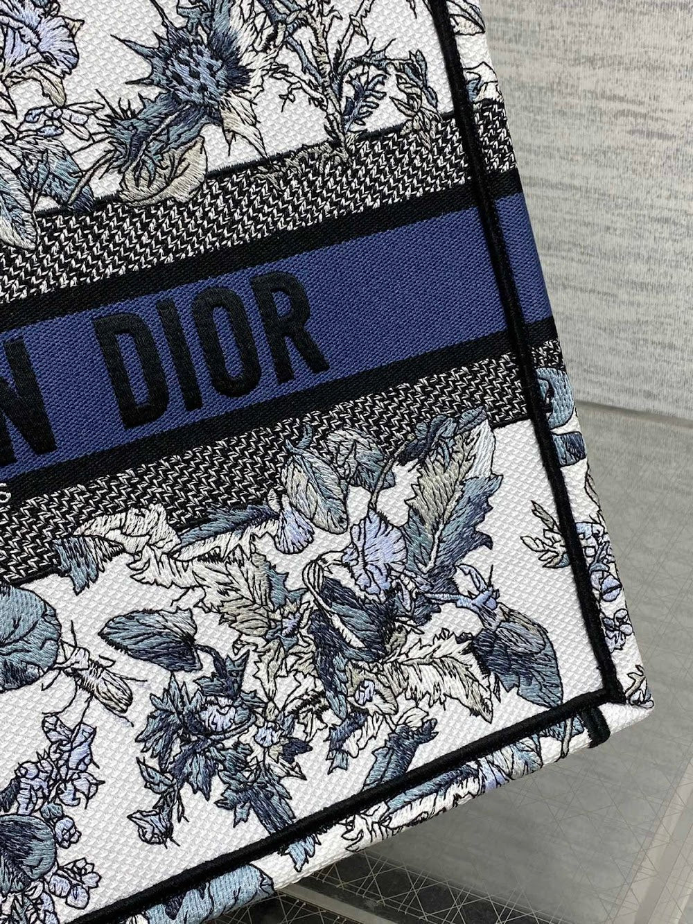 new-designer-premium-bags-nm16600