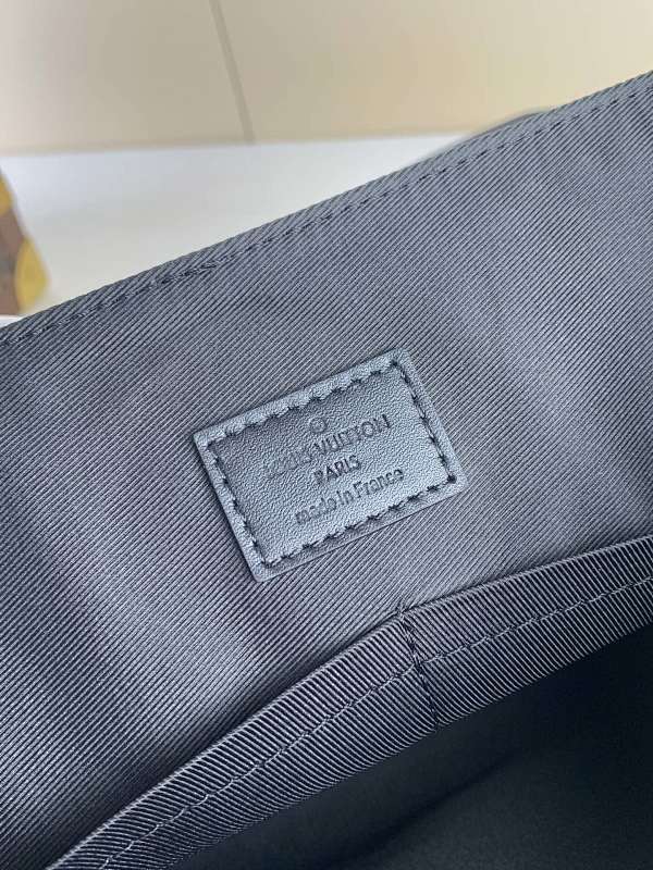 Anum Bags ln Luxury Bag --60841