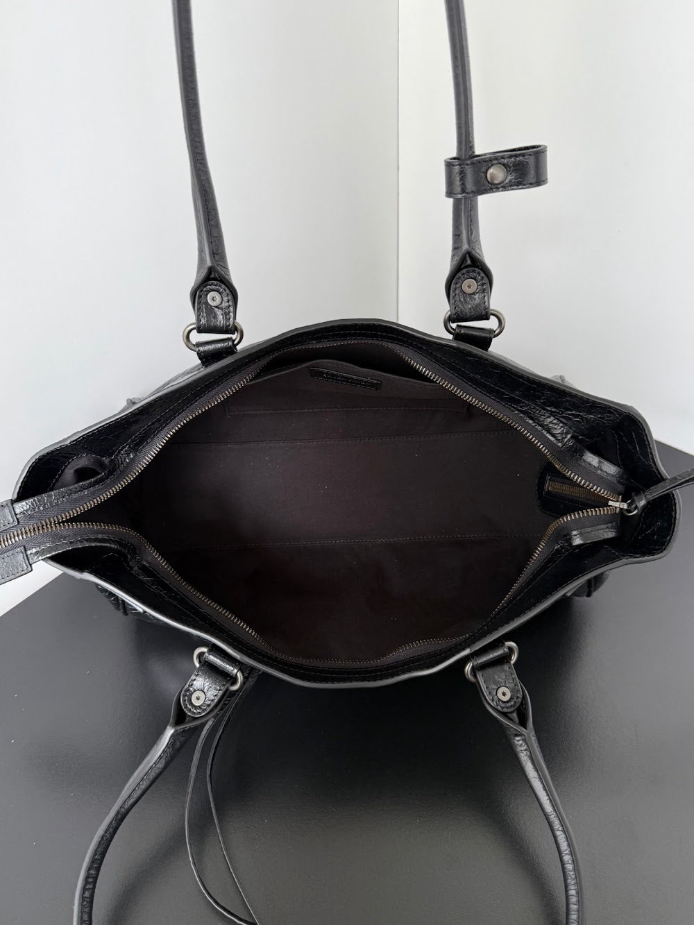 Ezyycart Bags Balenciaga Luxury Bag --111061