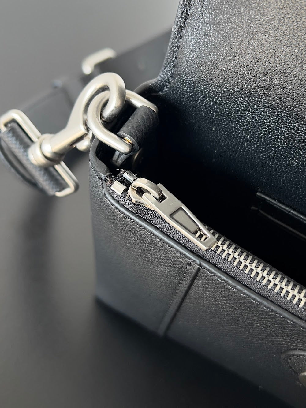 Ezyycart Bags Balenciaga Luxury Bag --111275