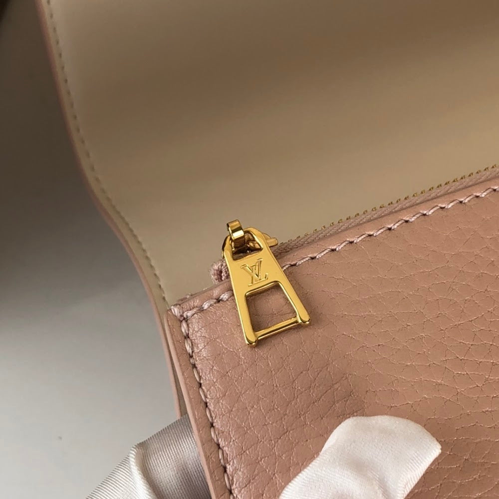 Anum Bags ln Luxury Bag --60630
