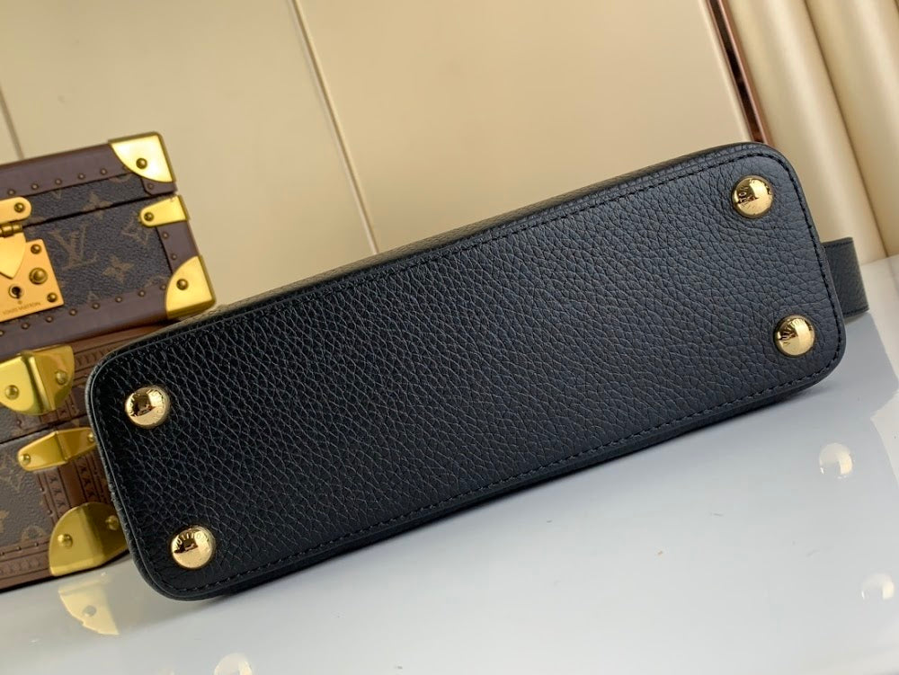 Anum Bags ln Luxury Bag --61016