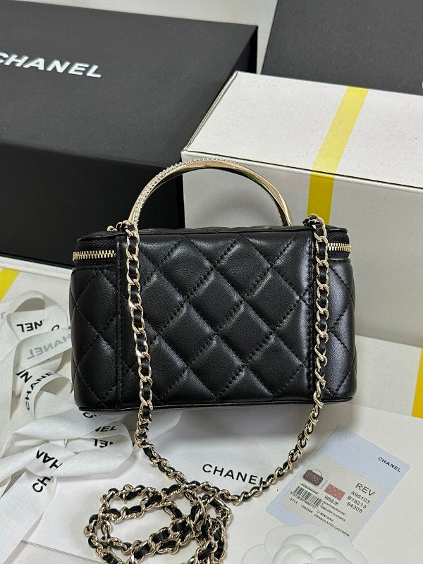 new-luxury-designer-bags-nm9548