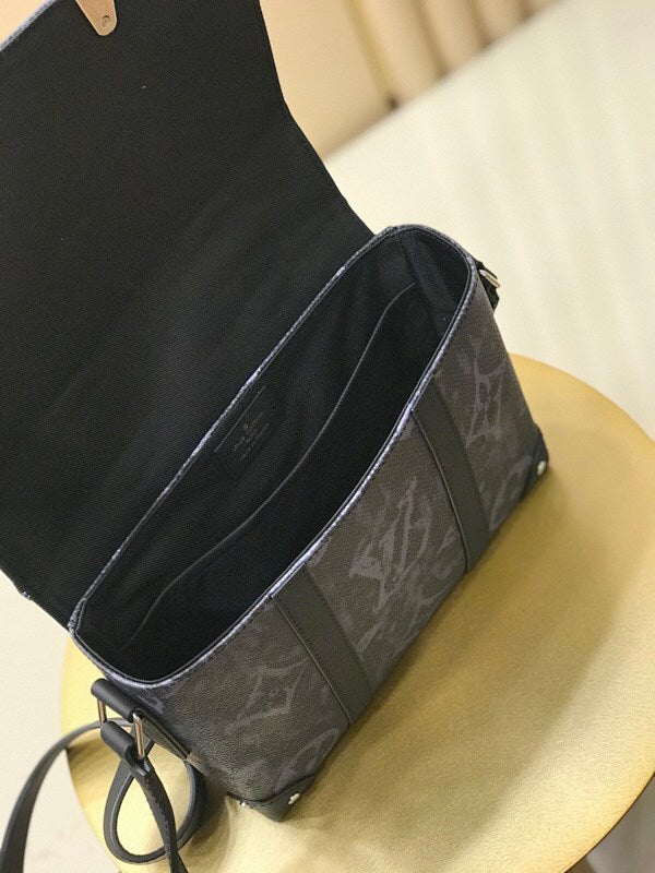Anum Bags ln Luxury Bag --60032