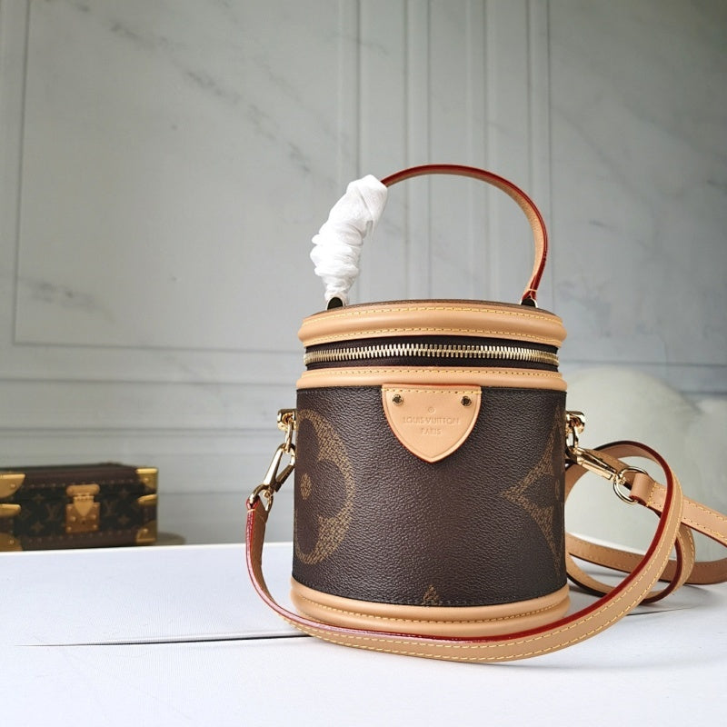 Anum Bags ln Luxury Bag --60622