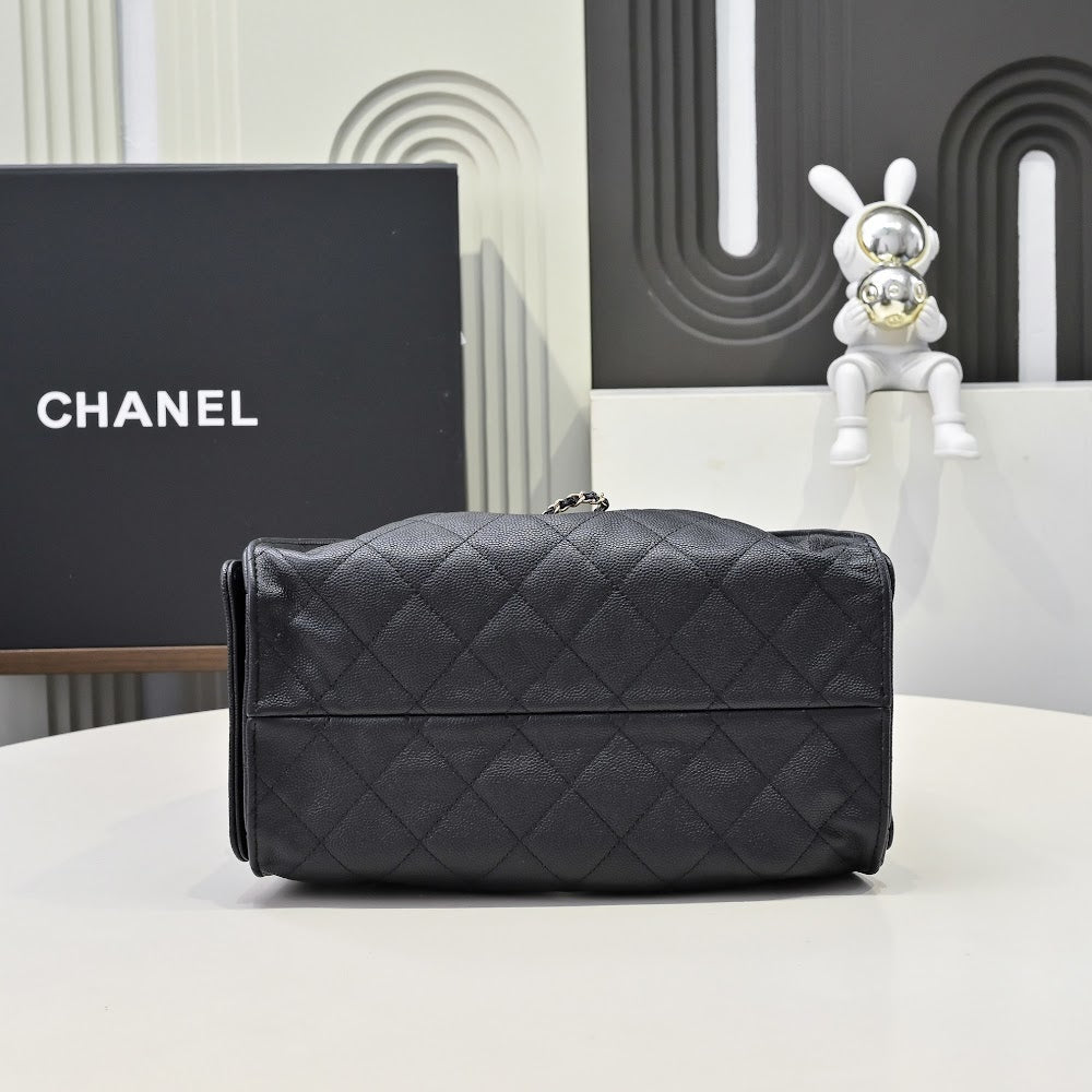 new-luxury-designer-bags-nm9731