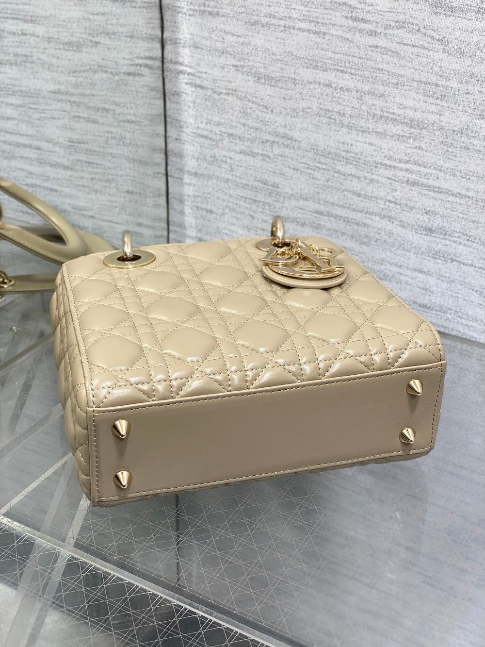 new-designer-premium-bags-nm16326