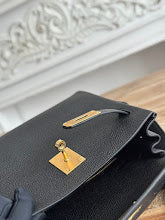 new-luxury-designer-bags-nm11569