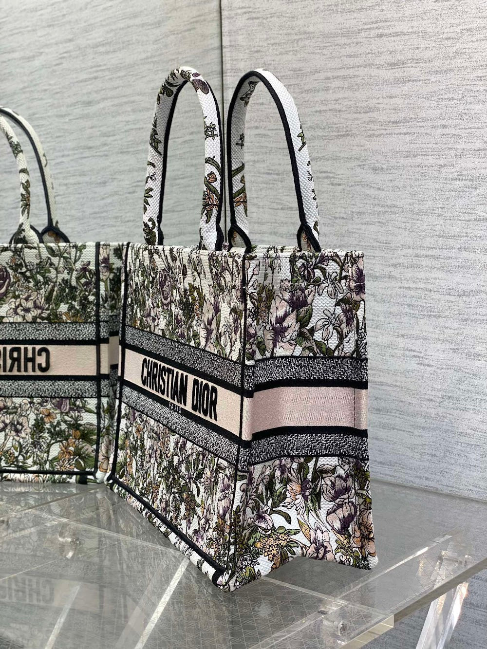 new-designer-premium-bags-nm16455