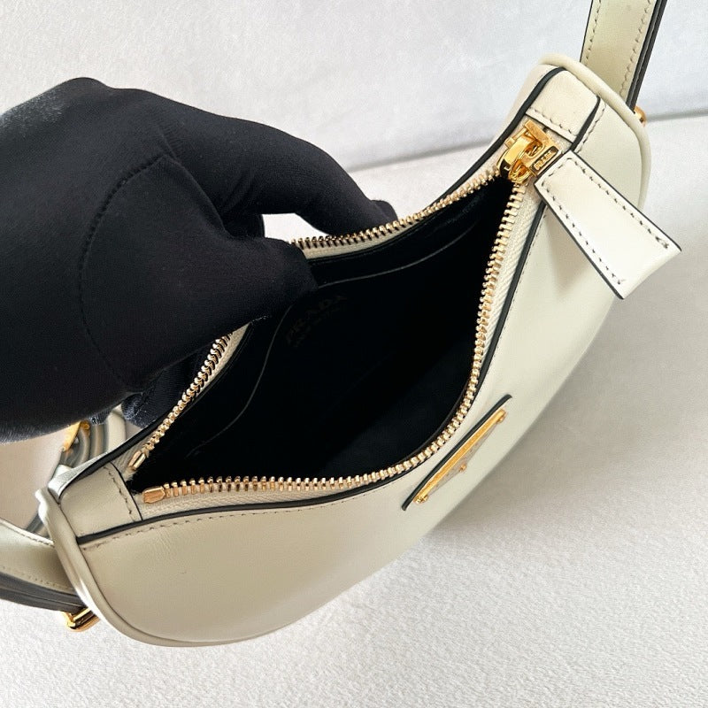 Ezyycart Bags pradn Luxury Bag --74352