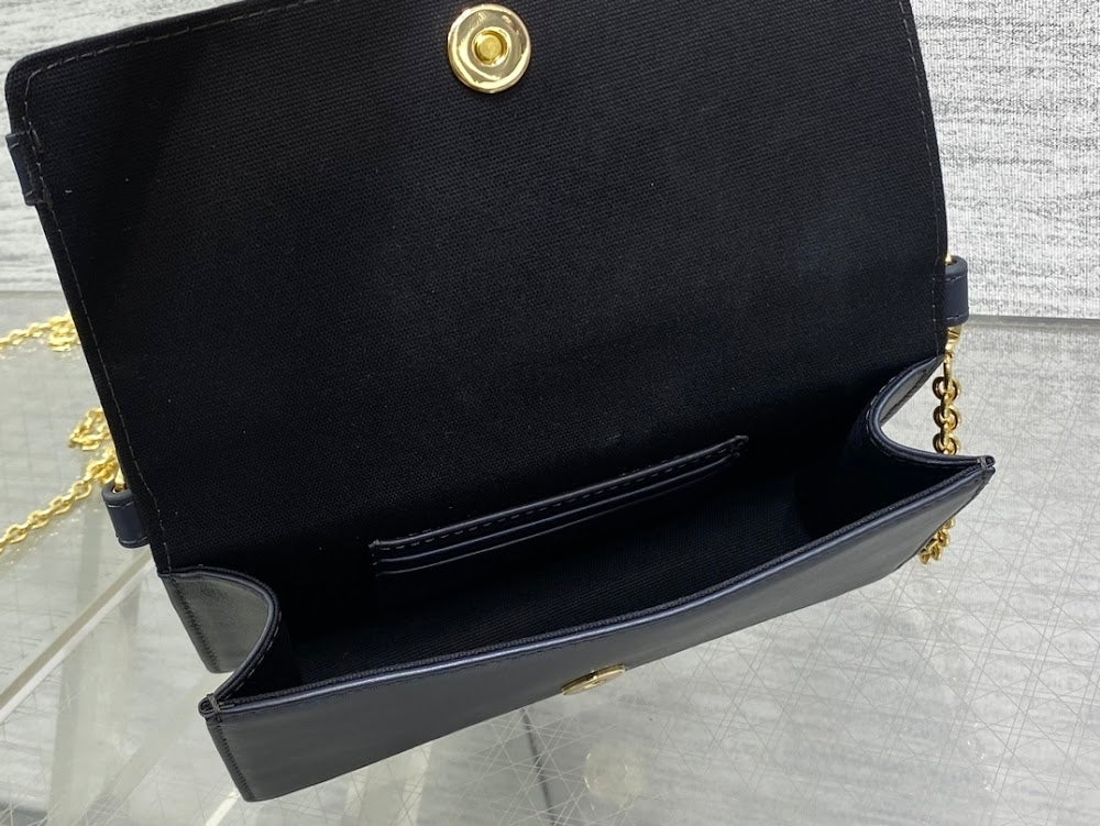 new-designer-premium-bags-nm16512
