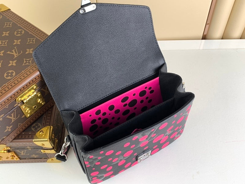 Anum Bags ln Luxury Bag --58409