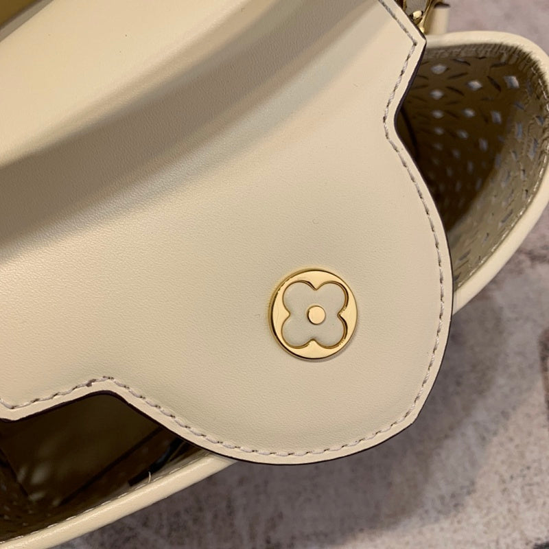 Anum Bags ln Luxury Bag --57016