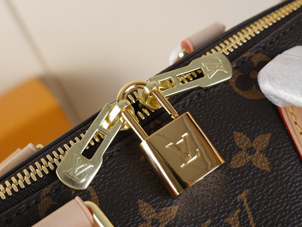 Anum Bags ln Luxury Bag --60451