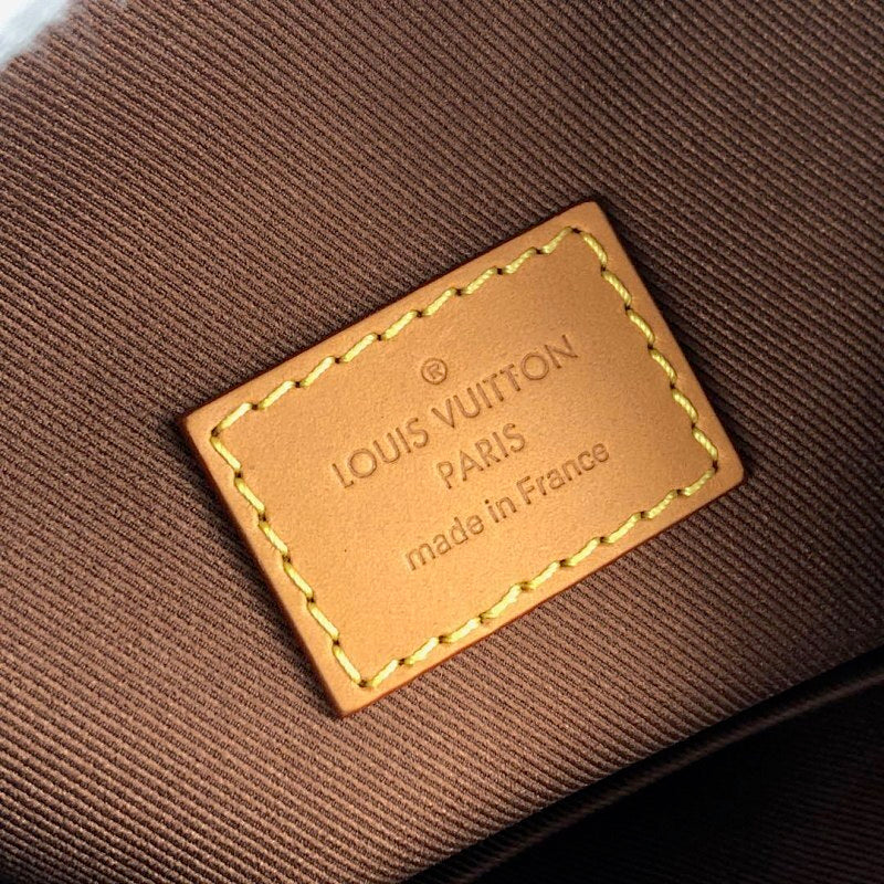 Anum Bags ln Luxury Bag --60165