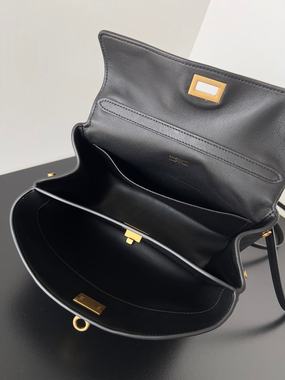 Ezyycart Bags Balenciaga Luxury Bag --110819