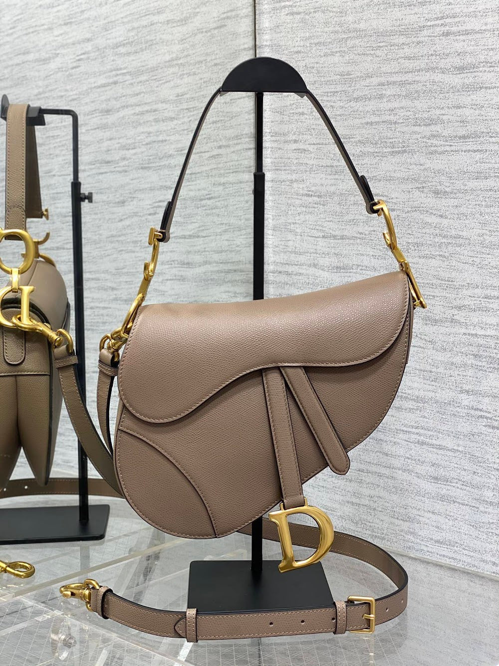 new-luxury-designer-bags-nm16177