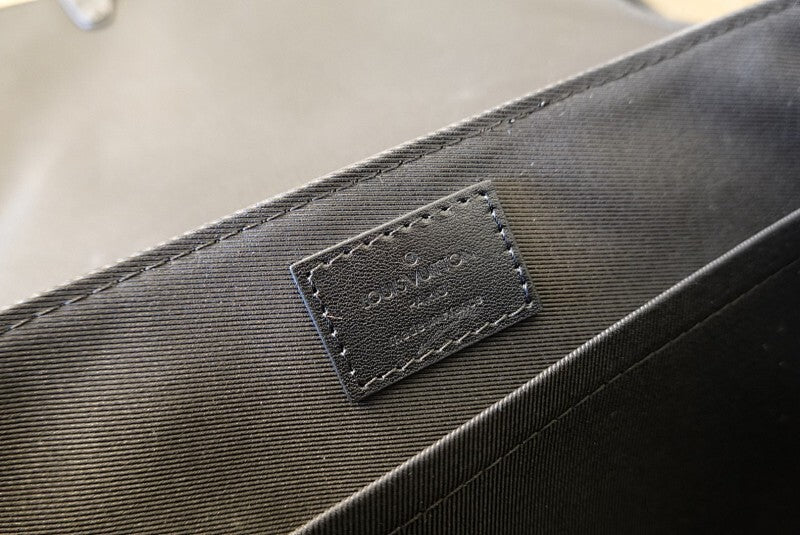 Anum Bags ln Luxury Bag --60367