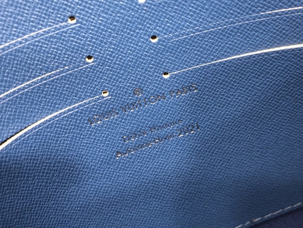 Anum Bags ln Luxury Bag --60120