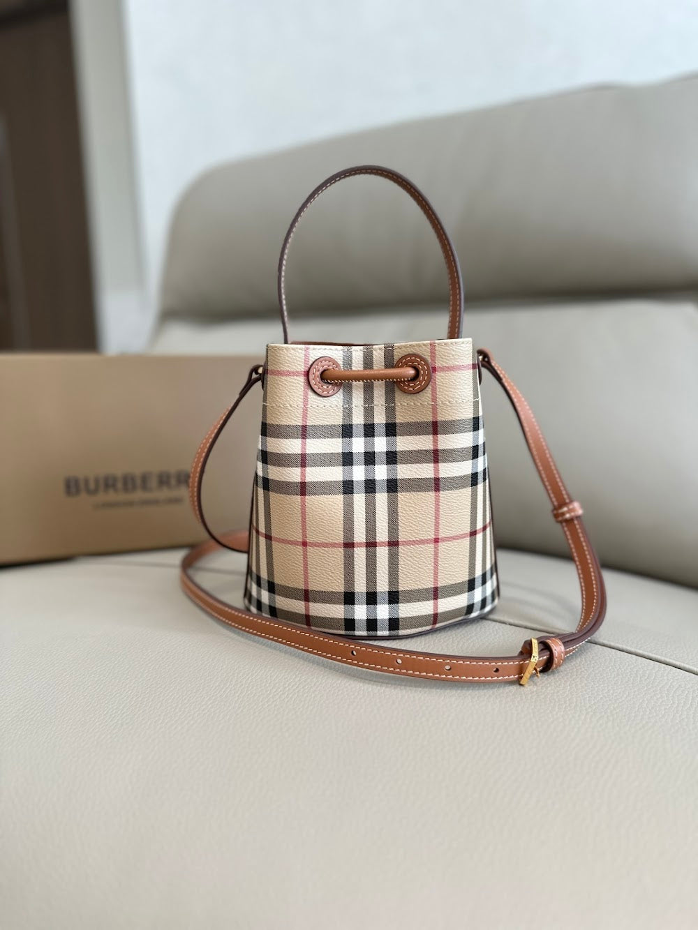 Ezyycart Bags Burberryn Luxury Bag --92067