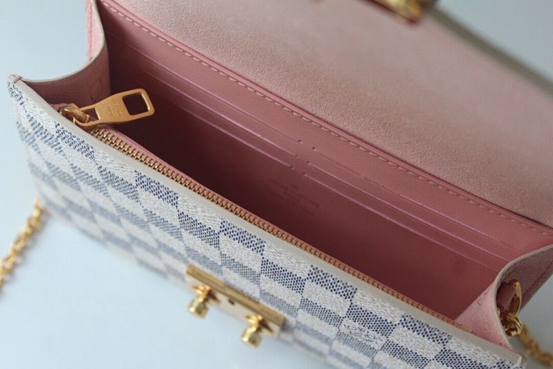 Anum Bags ln Luxury Bag --56652