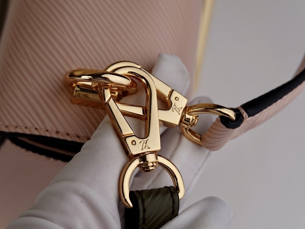Anum Bags ln Luxury Bag --60415