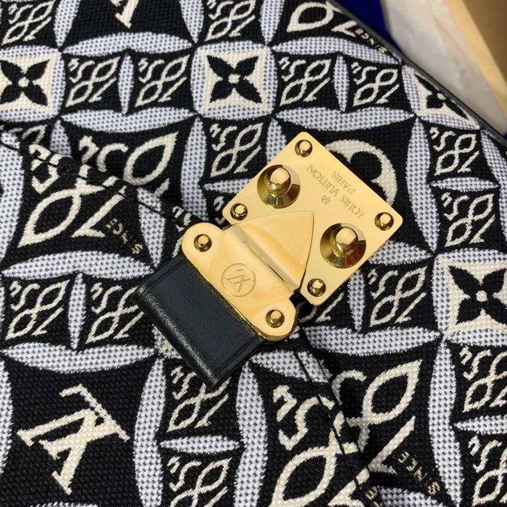 Anum Bags ln Luxury Bag --59356