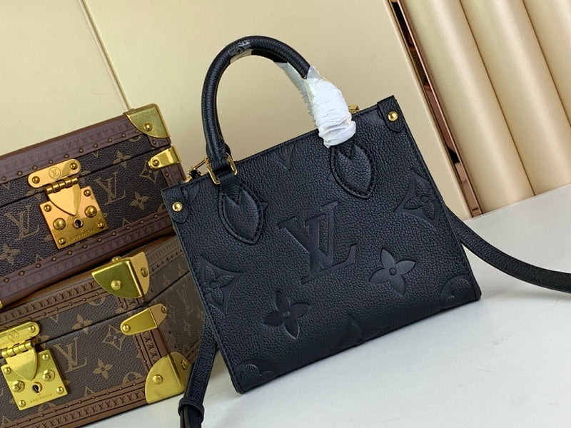 Anum Bags ln Luxury Bag --56762