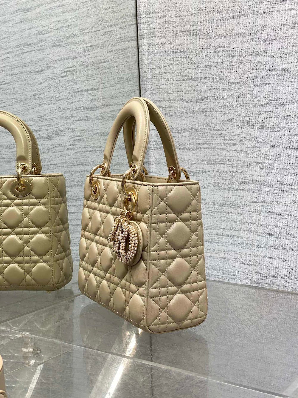 new-designer-premium-bags-nm16766