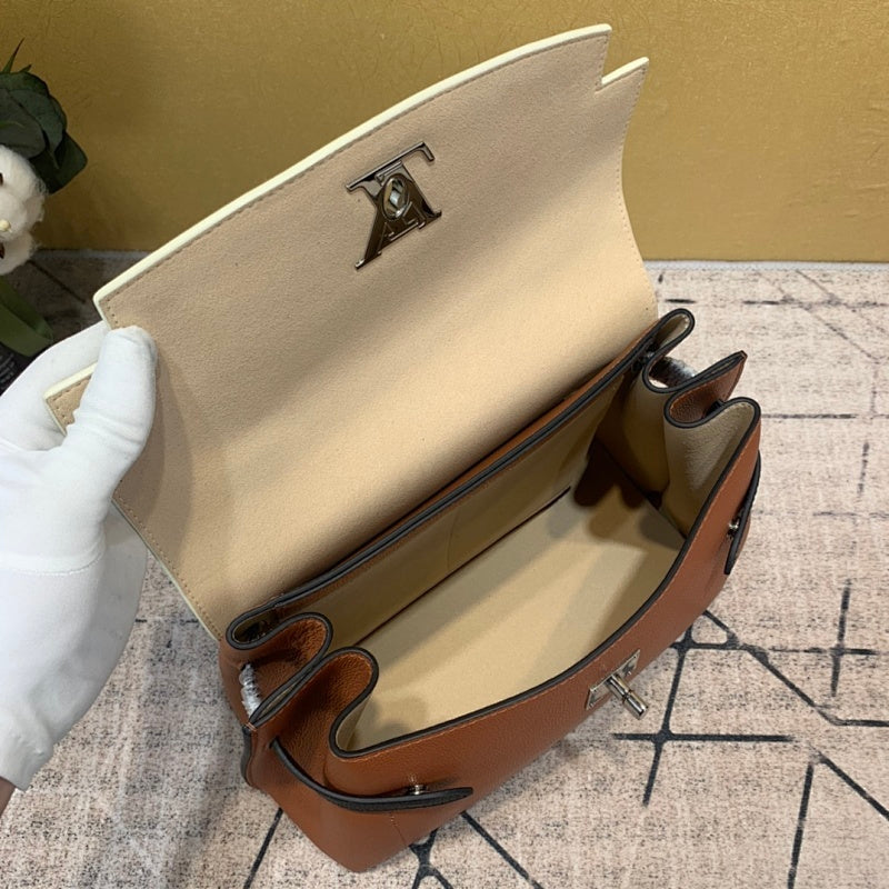 Anum Bags ln Luxury Bag --59228